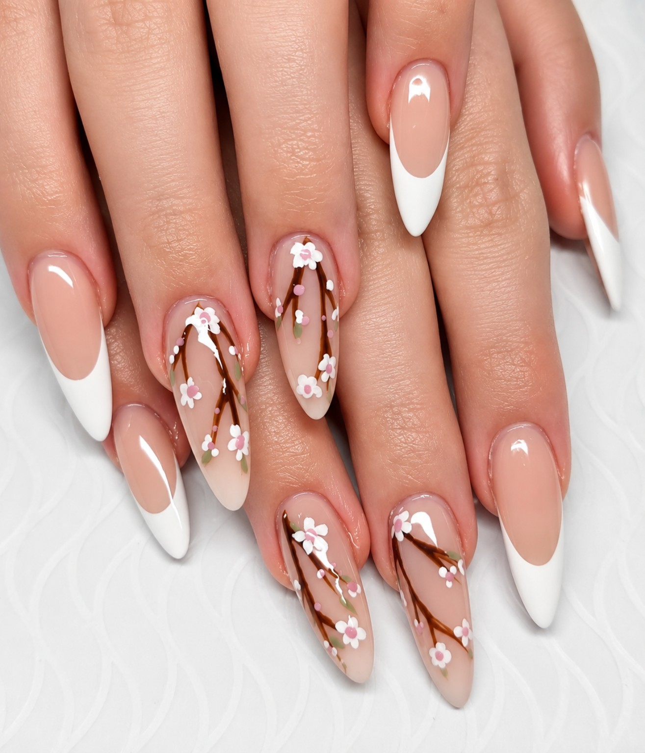 Nail Art · Gel Extensions